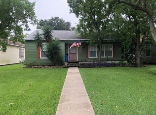 1615 W 7th St, Freeport, TX 77541