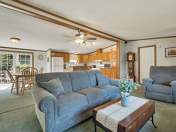 5th image of 7 Cammett Dr