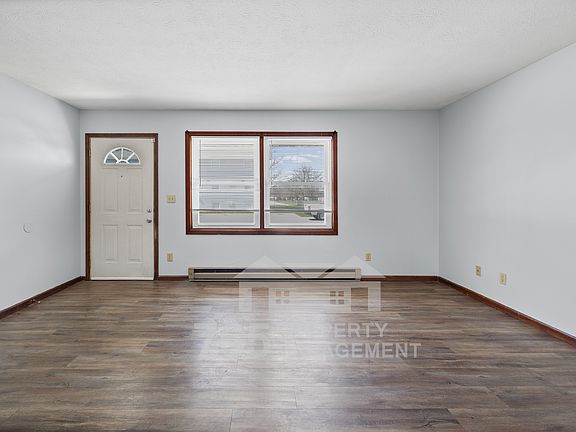 5th image of 2930 Albright Rd APT 2