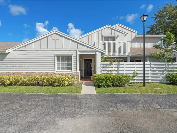 13767 SW 149th Circle Ln APT 4-84, Miami, FL 33186