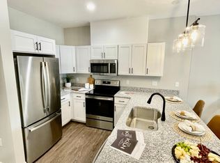 224 Brooks St #1, Worcester, MA 01606