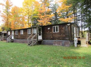W14781 Fishermans Ln, Silver Cliff, WI 54104