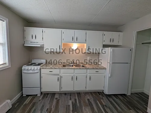 725 2nd Ave S #11 Photo 1