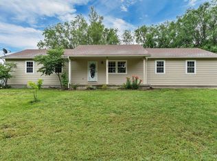 1103 E Douglas Ave, Andover, KS 67002