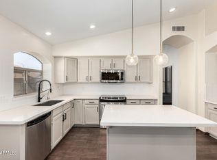 6502 W Wahalla Ln, Glendale, AZ 85308