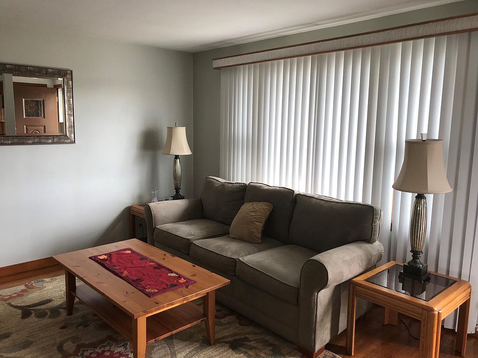 2nd image of 101 Albion Ave