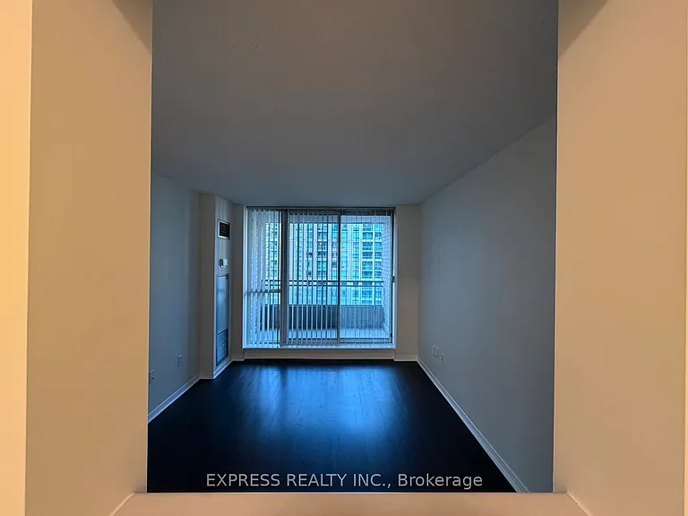 29 Pemberton Ave #1005 — Photo 9