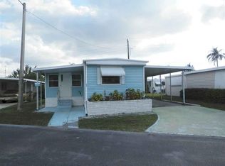 67 Shoreland Dr, Fort Myers, FL 33905