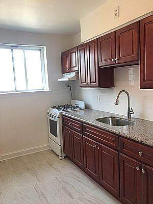 1st image of 20-27 23rd St #2F
