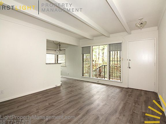 5th image of 948 Palm Ave APT 2