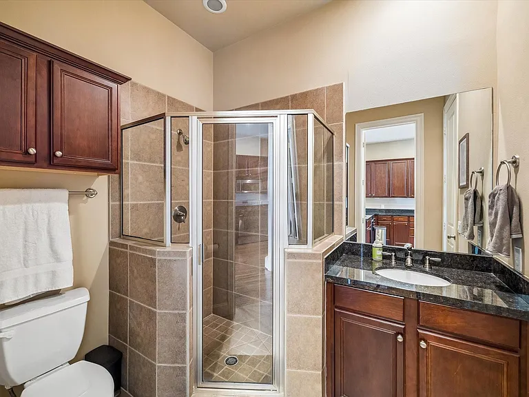 2848 Leeland St — Photo 19