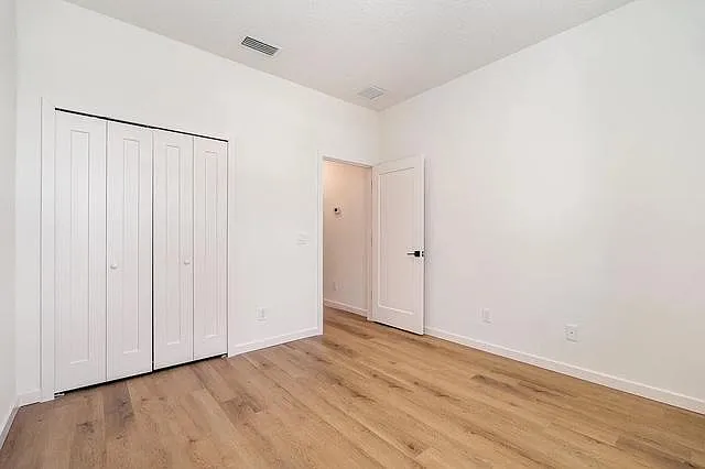 Unit Photo