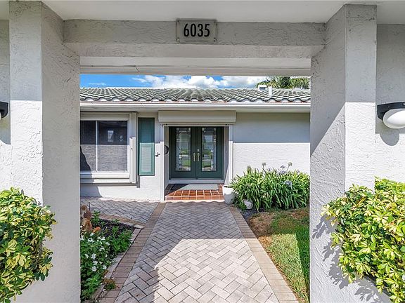 3rd image of 6035 LEELAND STREET S