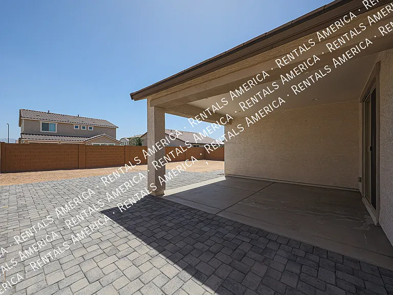 7513 W Illini St — Photo 43