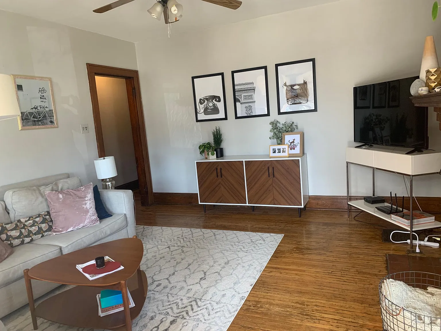 434 Vermont Pl — Photo 4