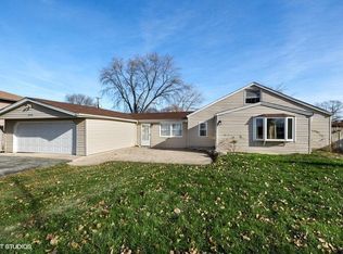 11737 S Laramie Ave, Alsip, IL 60803