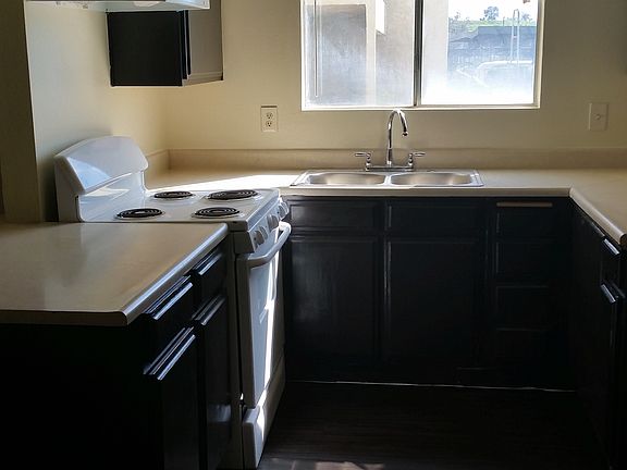 5th image of 1458 Pumalo St APT 5