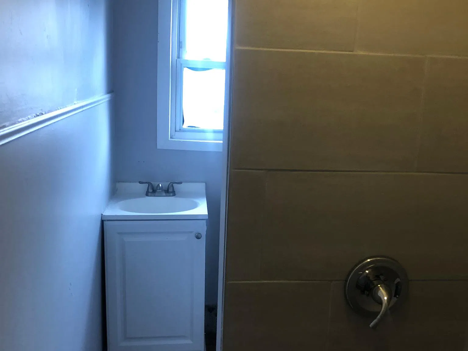 3 bed, $900 — Photo 3