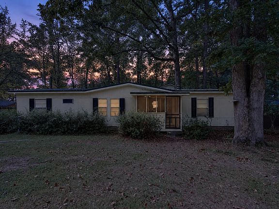 2nd image of 133 Whipporwill Ln