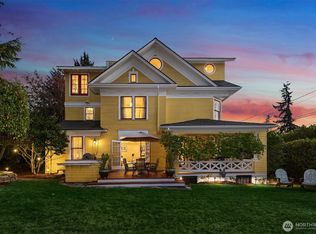 726 12th Avenue E, Seattle, WA 98102