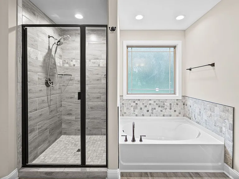 1393 Morning Star Dr — Photo 24