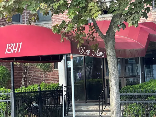 131-11 Kew Gardens Road #1D, Richmond Hill, NY 11418