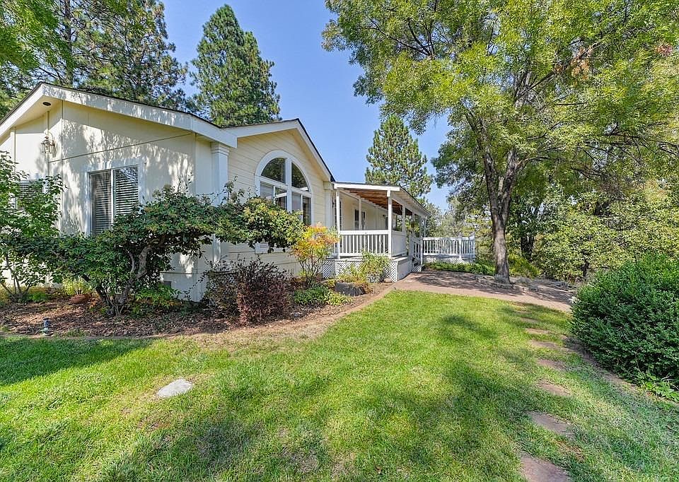 1st image of 3420 Brumarba Hts