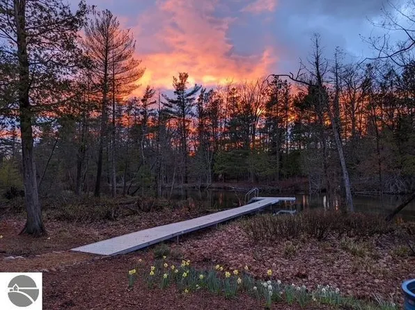3 Crystal Bend, Glen Arbor MI