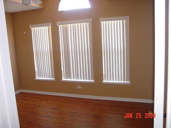 Front guest bedroom