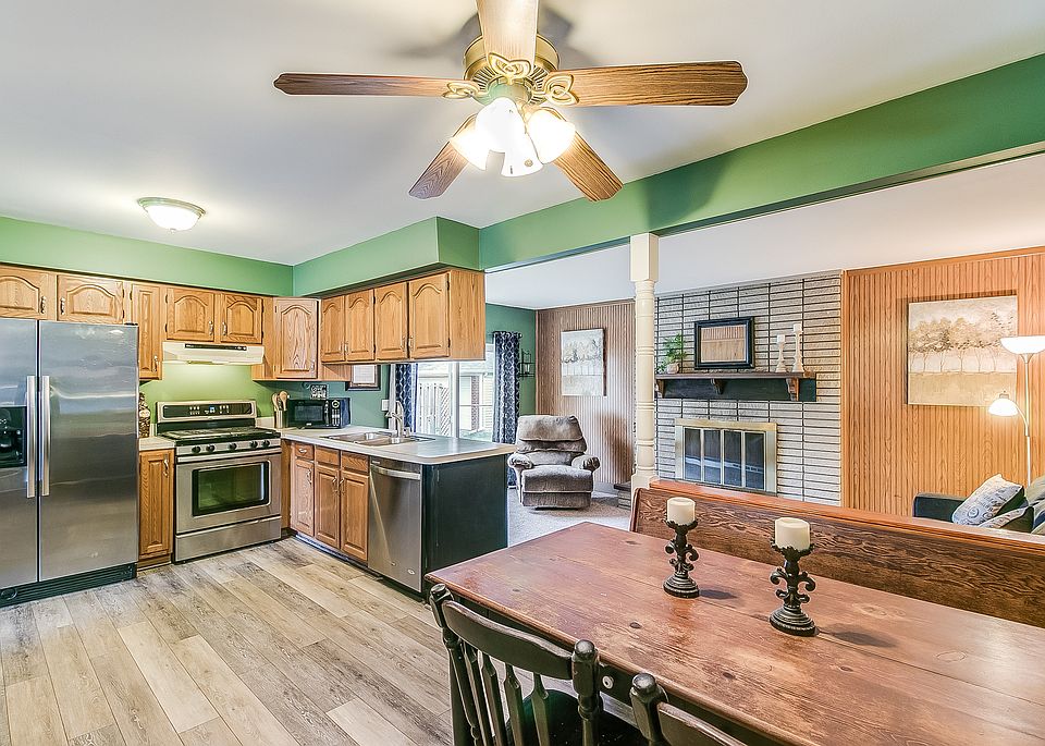 1st image of 22364 Kingston Ct