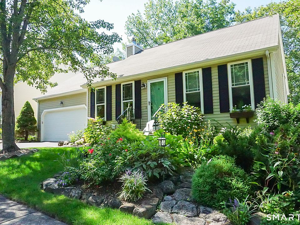 1st image of 55 Moss Glen