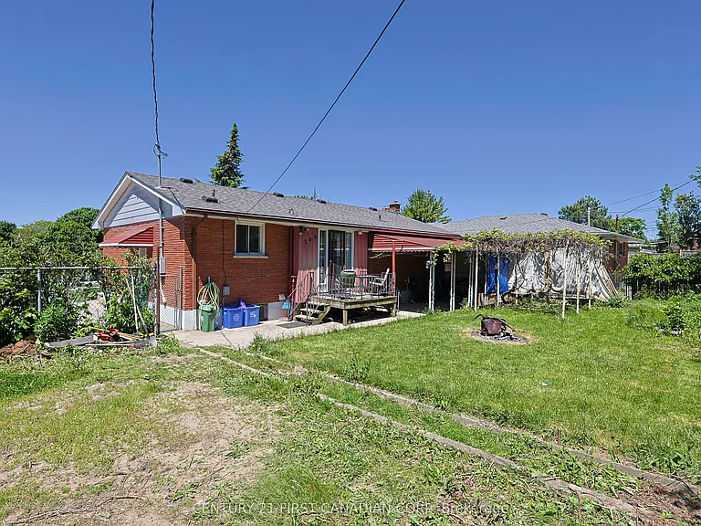 268 Burlington Cres #UPPER — Photo 31