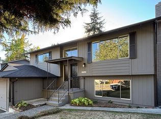 15509 Meridian Ave N, Seattle, WA 98133