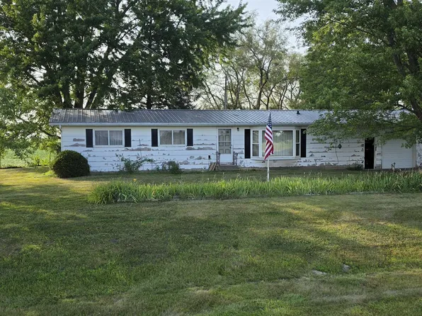 2432 Douds Rd, Libertyville, IA 52567