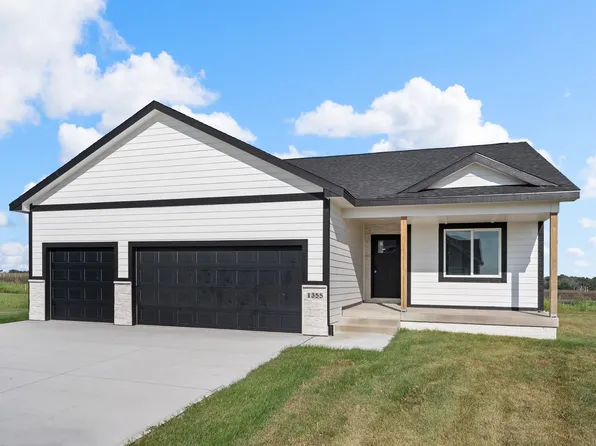 1355 NW Linda Ln, Waukee, IA 50263