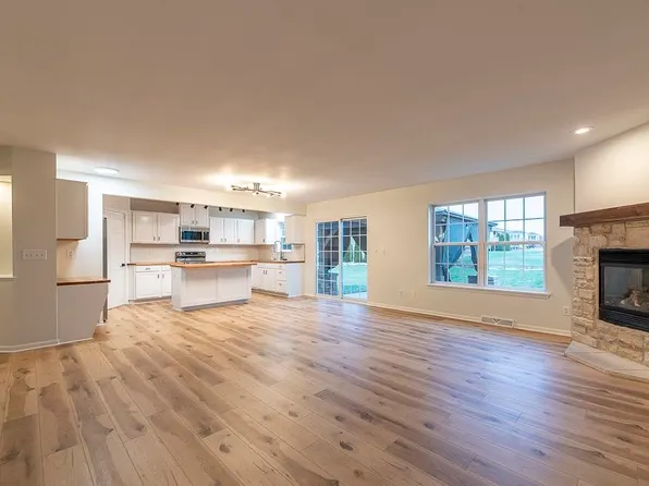 214 S Kranz Ave, Jefferson, WI 53549