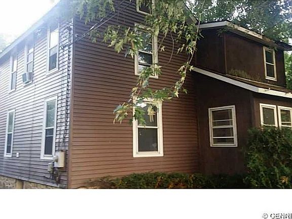 3rd image of 6542 Lake Ave