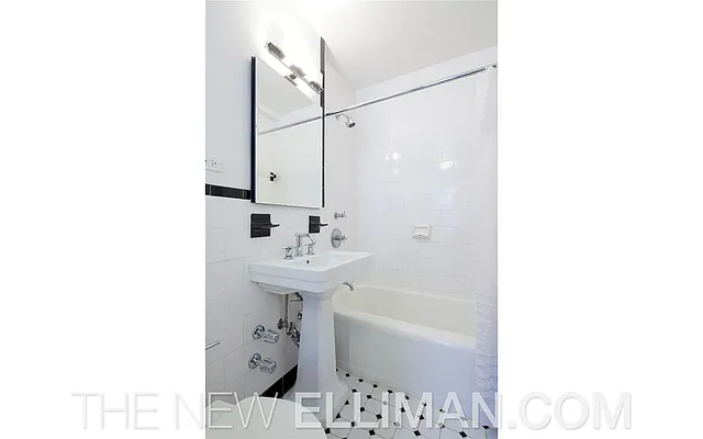 Sold by Douglas Elliman | media 15