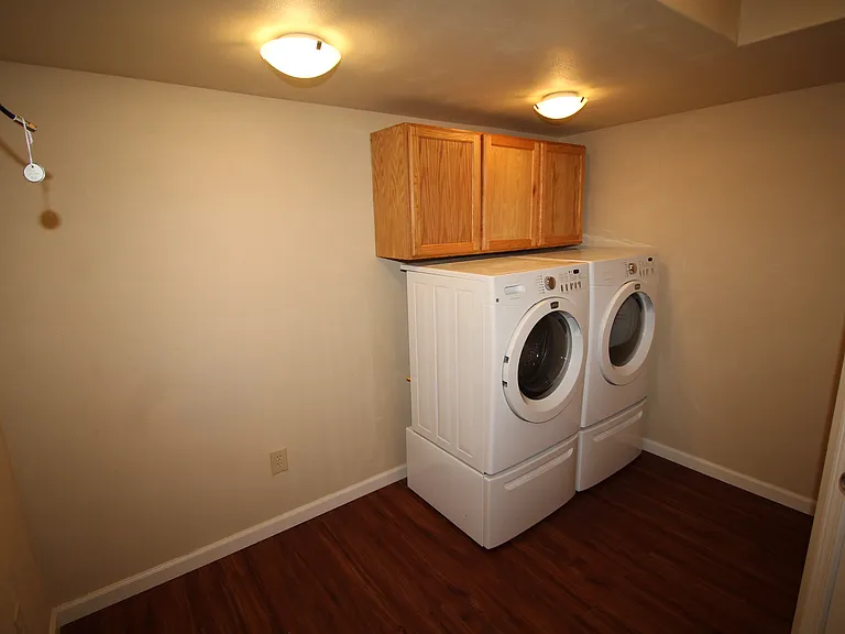 507 Roundhouse Dr — Photo 14