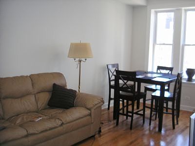 1st image of 534 W Belmont Ave APT 3N