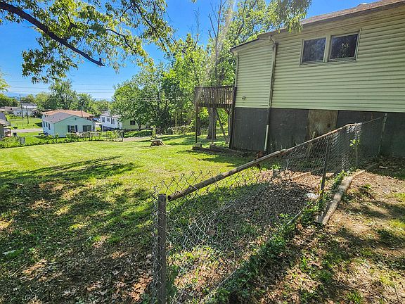 4th image of 380 Hiawassee Ave
