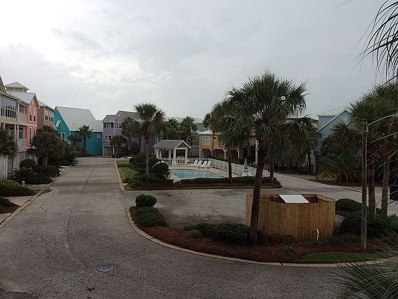 3rd image of 131 Blue Lagoon Dr