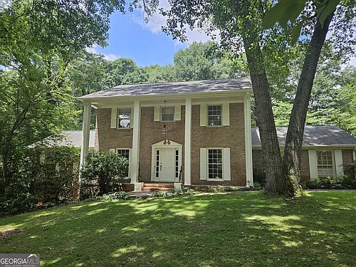 615 Kings Rd Photo 1