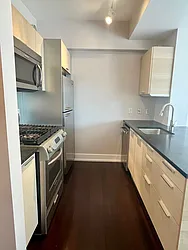 Rented by RELO REDAC INC.