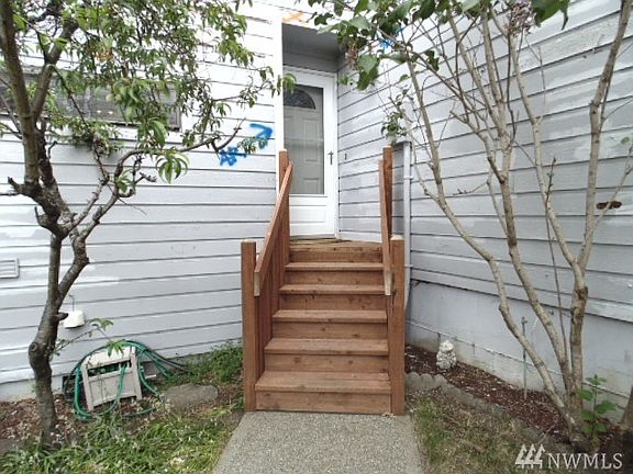 3rd image of 21638 14th Ave S #7