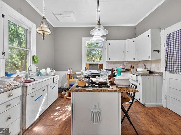 41st image of this home