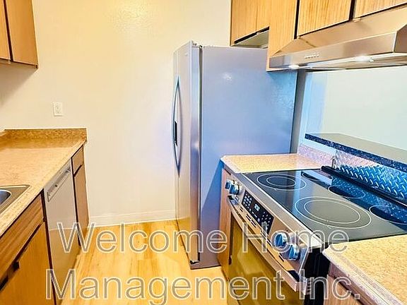 5th image of 1571 Alvarado Ave APT 2