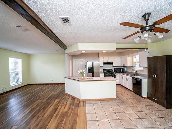 5th image of 4555 Voyager Dr