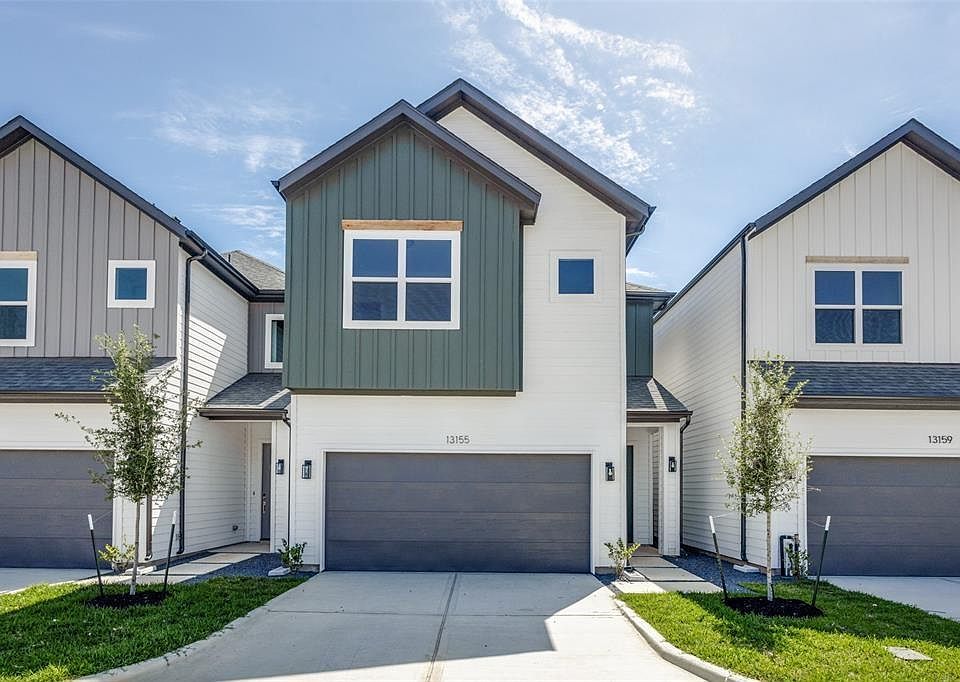 1st image of 13130 Perennial Springs Dr