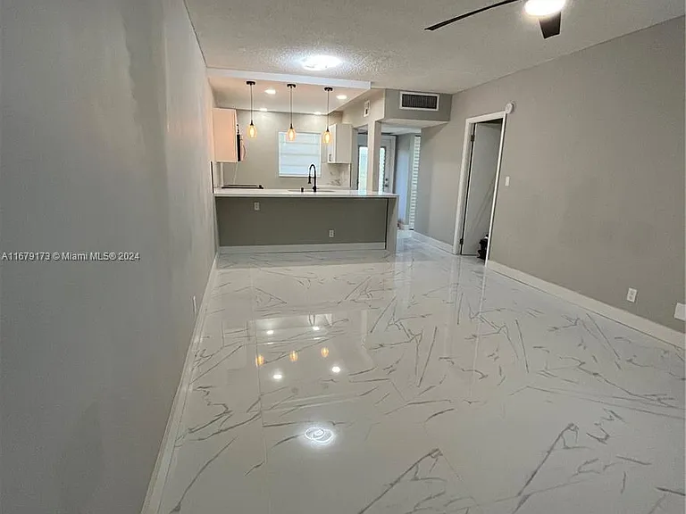 5102 NW 36th St #605 — Photo 20